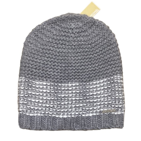 🆕🔥MK SUPER CUTE GRAY&WHITE KNITTED BEANIE&MK EMBLEM IN SILVER AT THE BOTTOMNWT - Picture 7 of 7